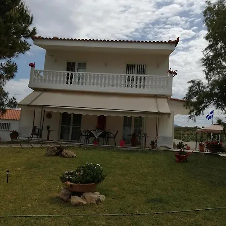 House With Sea View * Filiatra
