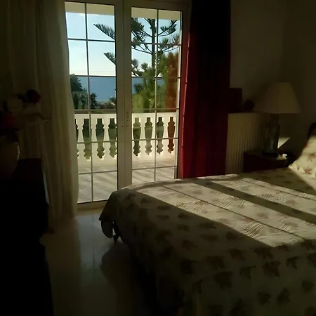 House With Sea View * فيلياترا