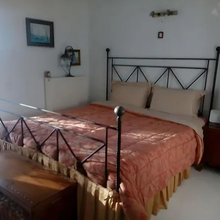 House With Sea View * Filiatra