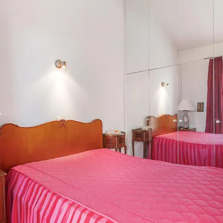 House With Sea View فيلياترا