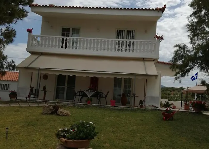 House With Sea View * فيلياترا